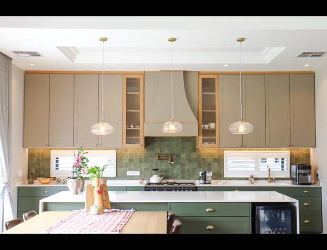 4 BEDROOM PROPERTY TO RENT IN KLEINE PARYS 2